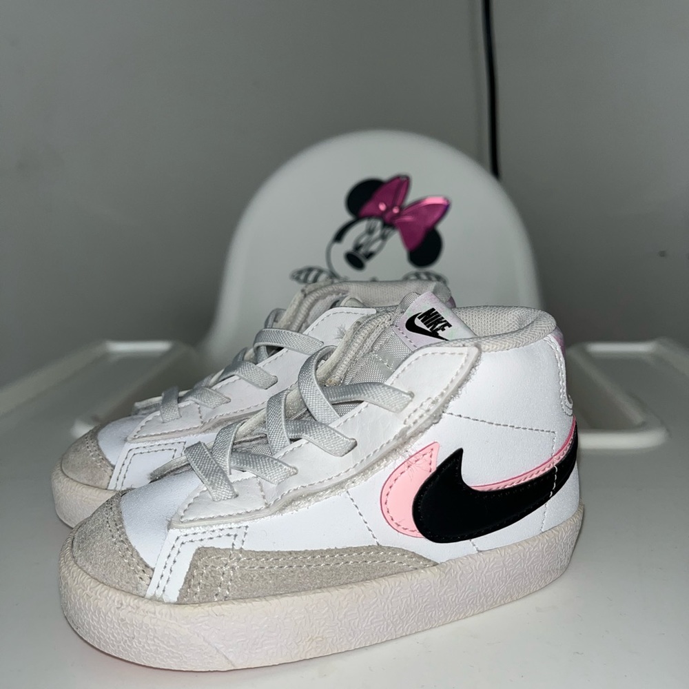 Nike blazer